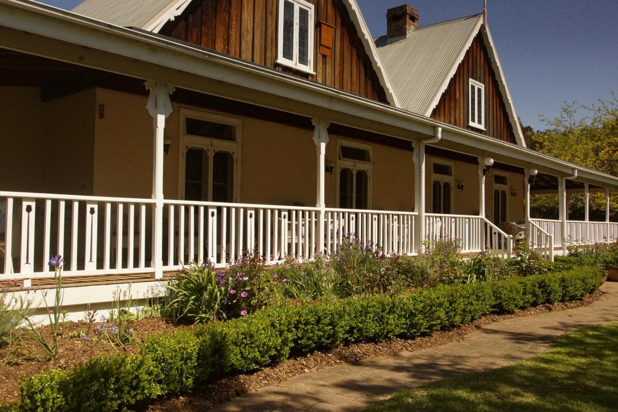 The Carriages Boutique Hotel And Vineyard Pokolbin Exteriör bild