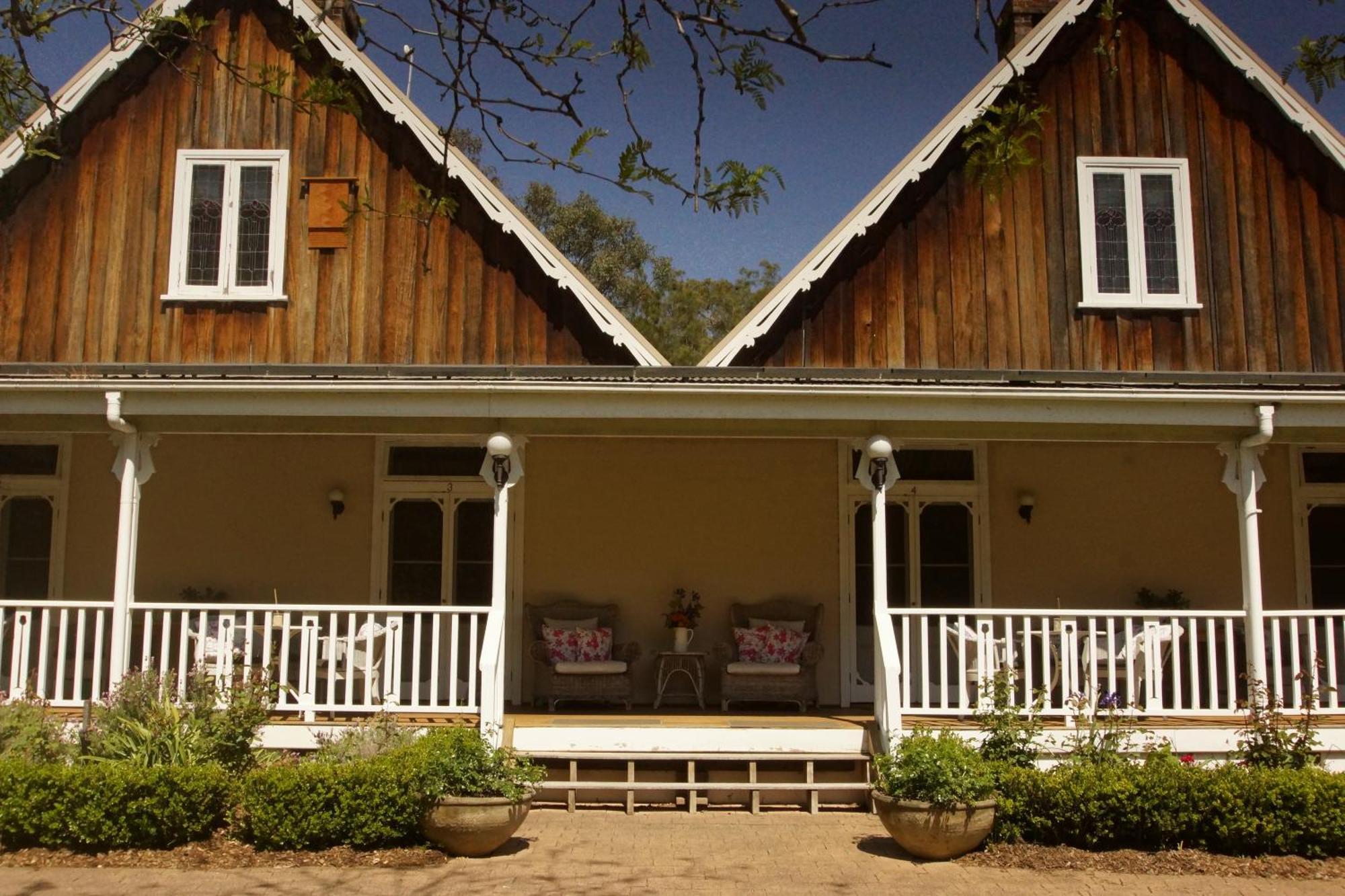 The Carriages Boutique Hotel And Vineyard Pokolbin Exteriör bild