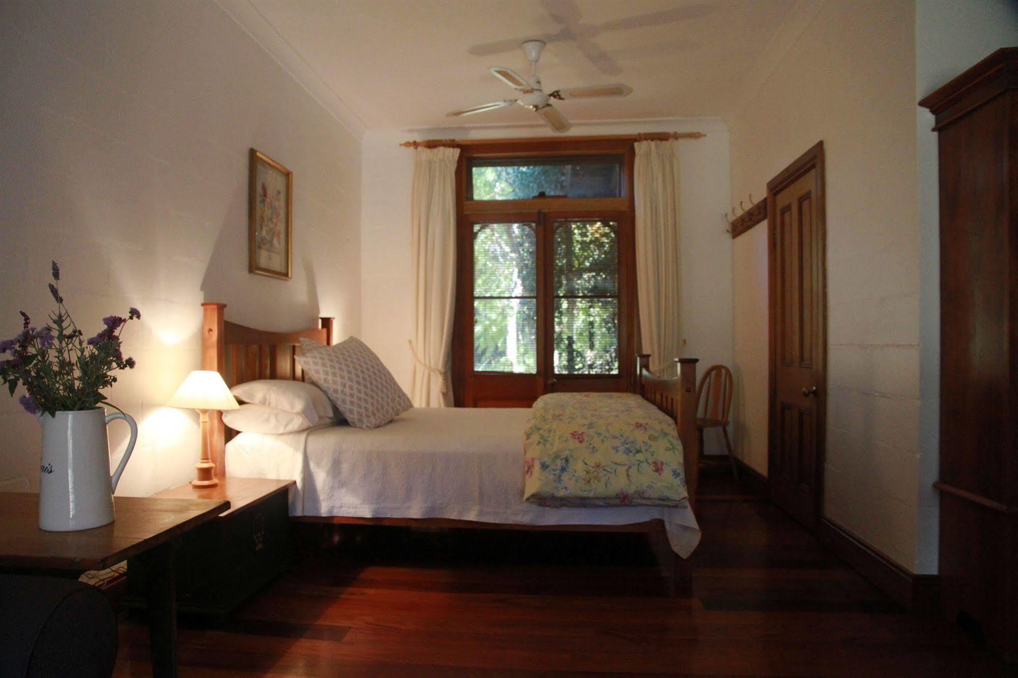 The Carriages Boutique Hotel And Vineyard Pokolbin Exteriör bild